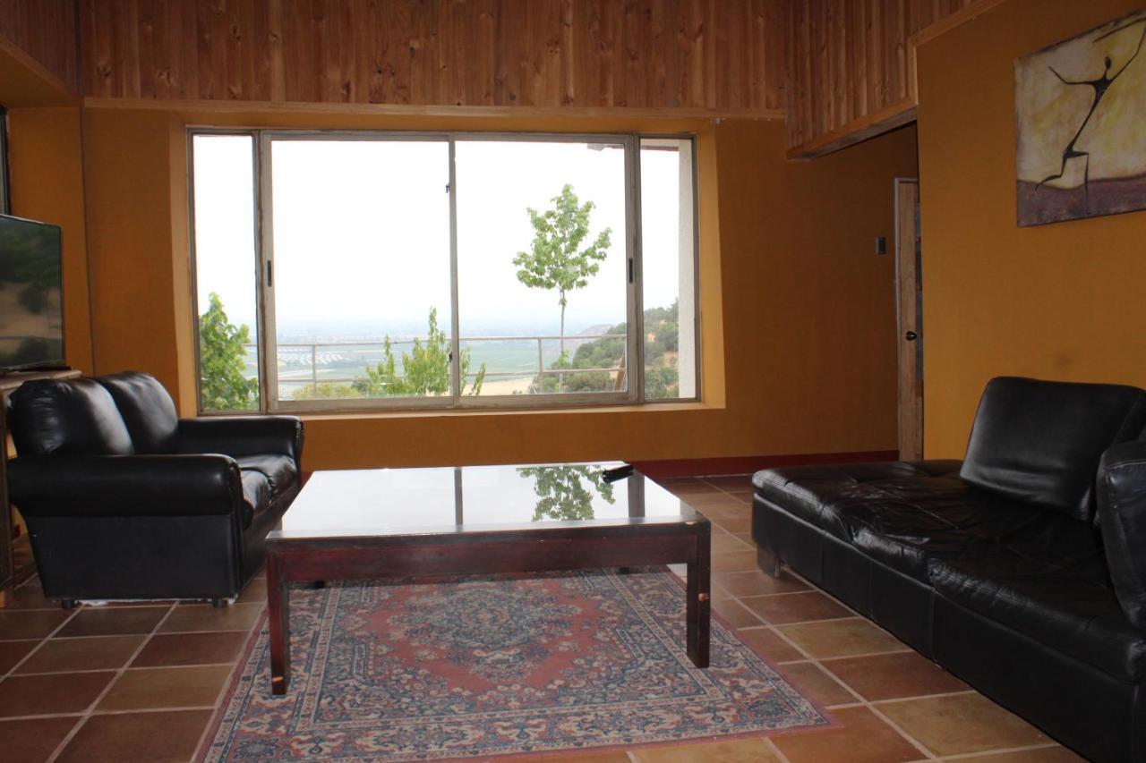 Casa Principal Del Fundo Con La Mejor Vista Del Maule Comalle