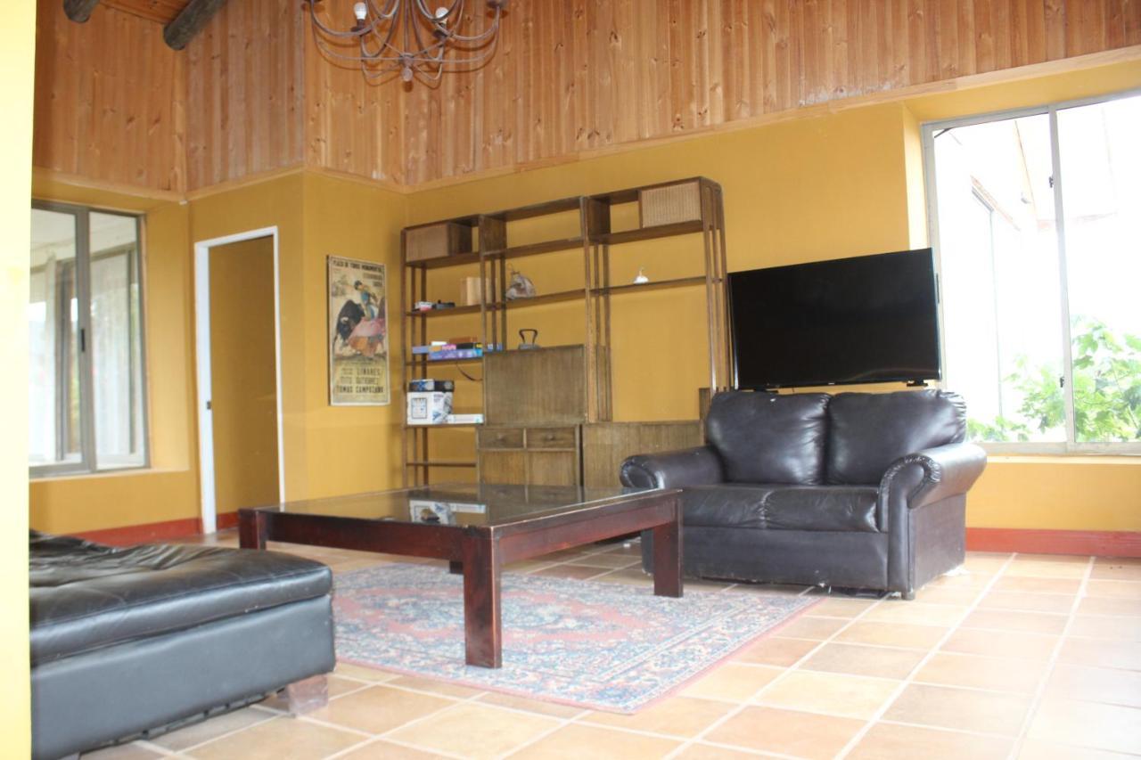 Casa Principal Del Fundo Con La Mejor Vista Del Maule * Comalle